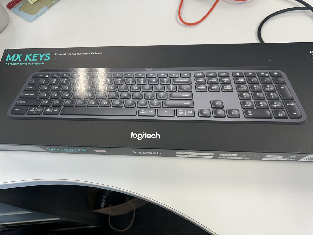 naszrul's tweet photo. @hrdbacot Jual Logitech Wireless Keyboard MX Keys yang full size. No minus masih 99% mulus. Harga Rp 1.500.000
Bisa COD di jakpus area, seputaran stasiun jalur kereta bekasi ke cikarang. Thank you https://t.co/RjJOqaoIal