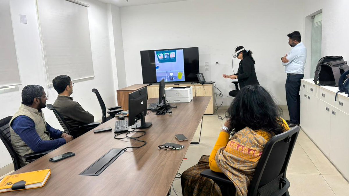 AmritaCREATE tweet media