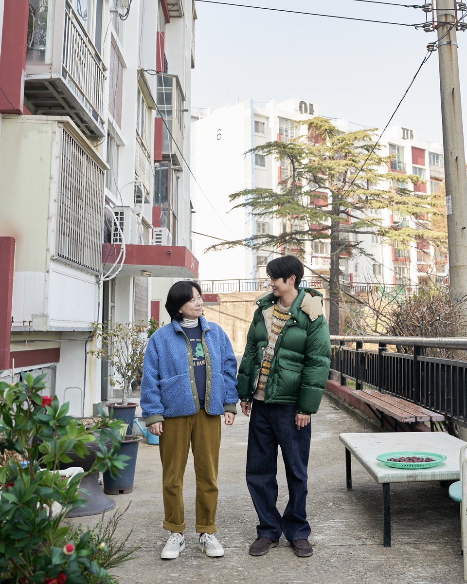 by4m_studio's tweet photo. 우리 은실씨 최애 사진 깜짝 공개
이 가족 당장 동결 건조 시켜...🥹

<넘버원> 절찬상영중🍚
🔗예매는 프로필 링크에서 확인! https://t.co/ui6I28poA8
