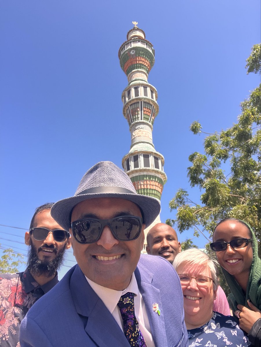 In #Djibouti 🇩🇯the Al-Mina Mosque took 18 yrs to build

The🇬🇧British Embassy wishes all those celebrating Ramadan Karim 🙏🏾

🇫🇷

La mosquée Al-Mina a pris 18 ans pour construire à 🇩🇯 et l’ambassade 🇬🇧 souhaite à tous ceux qui fêtent « Ramadan Karim »🙏🏾

🇬🇧&amp;🇩🇯#ShrinkTheDistance