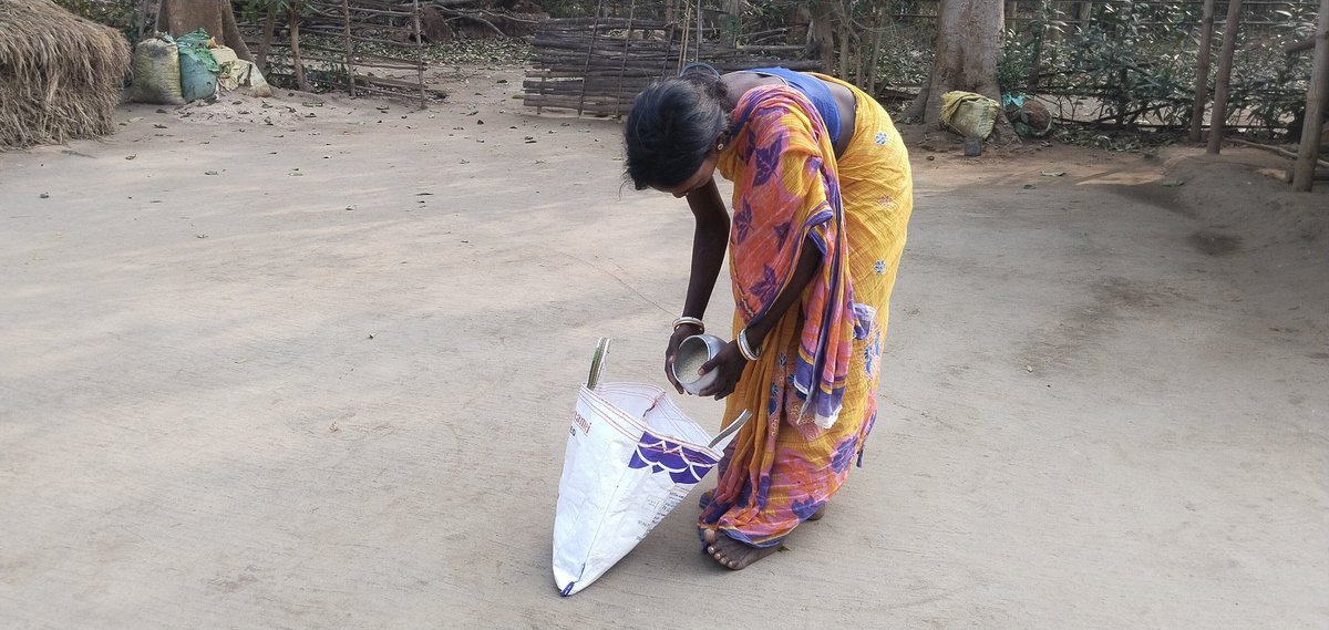 ଜନଜାଗୃତି ମଞ୍ଚ, ମୟୂରଭଞ୍ଜ ଲୋକ ସଙ୍ଗଠନ ତରଫରୁ ବିଭିନ୍ନ ଗ୍ରାମରେ ରାୟଗଡ଼ା ରେ ହେଉଥିବା "ଗ୍ରାମୀଣ ଚର୍ଚ୍ଚା" ପାଇଁ ପ୍ରସ୍ତୁତି ଚାଲିଛି।
<a href="/Atmashakti3/">Atmashakti Trust</a> <a href="/OSM91165819/">Odisha Shramajeebee Mancha</a>
<a href="/IndigenousYatra/">TheIndigenousYatra</a> <a href="/MSMO40845837/">Mahila Shramajeebee Mancha, Odisha</a>
 #GrameenCharcha 
#CommunityLedDevelopment
#RuralVoices
#IndigenousWisdom
#Mayurbhanj
#Rayagada
#Odisha