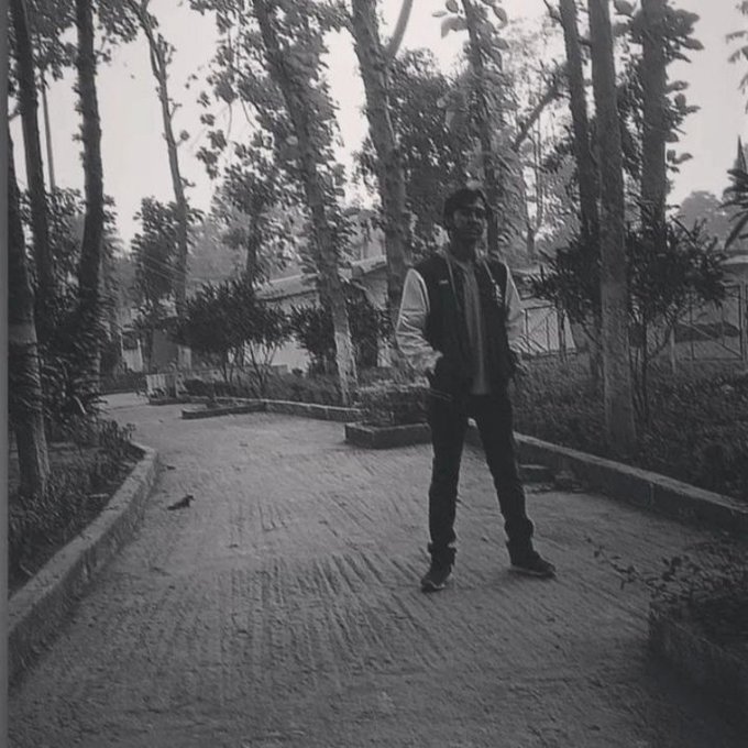 arnabk_das's tweet photo. Growing quietly.
Evolving daily.
Becoming better than yesterday.
No rush. Just progress.

#SelfGrowth #LevelUp #MindsetMatters #FocusMode #PersonalDevelopment #KeepImproving https://t.co/CEirg7J36E