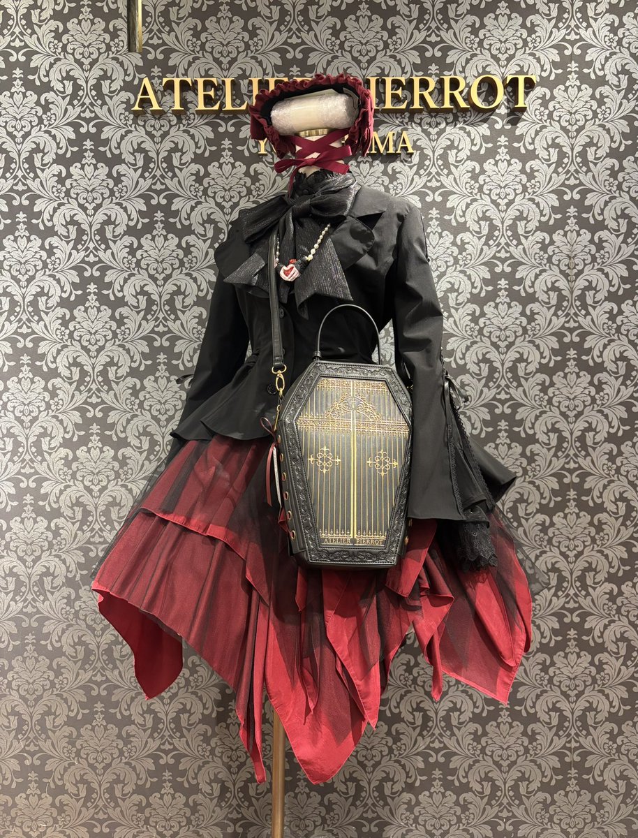 ❤️💀おすすめコーディネート💀❤️ ドレープの美しさが際立つ