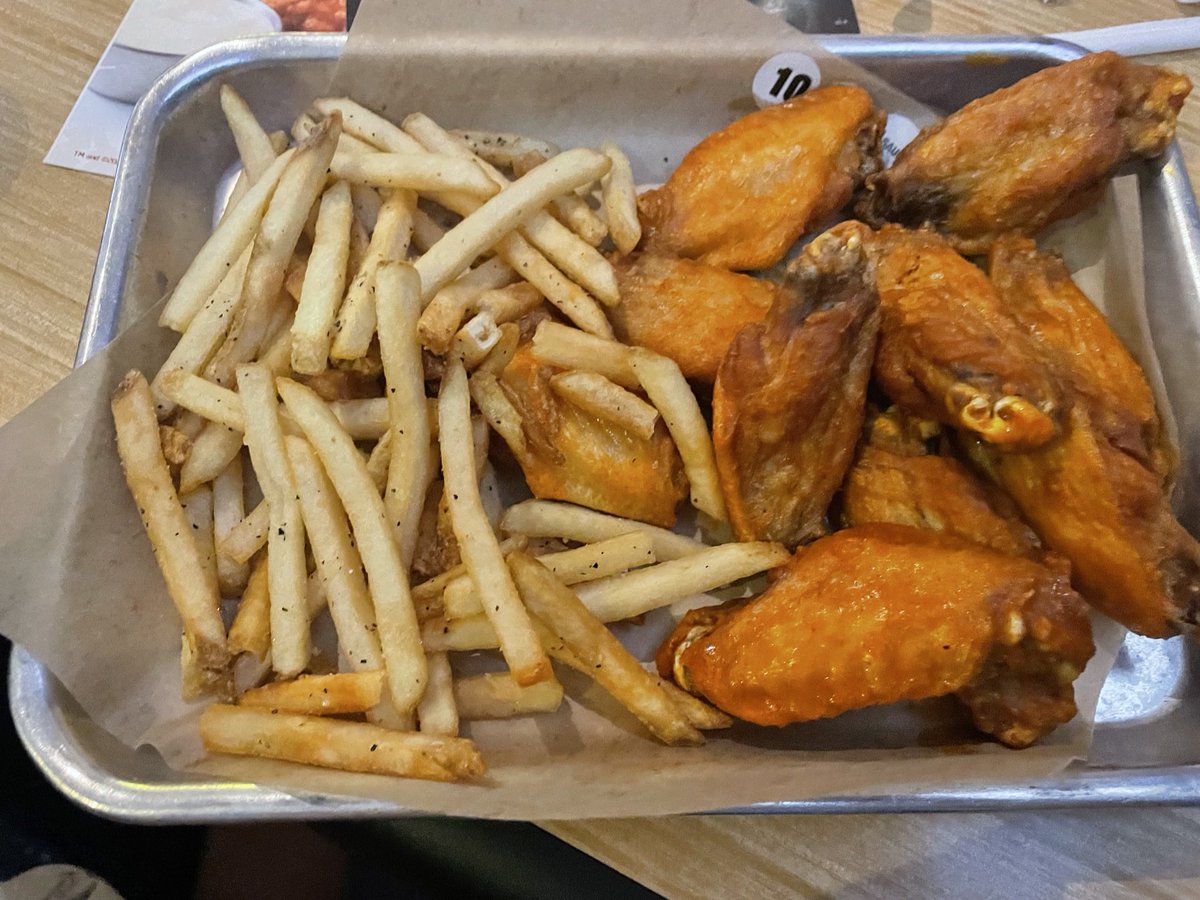 ergnedstrgfw tweet media