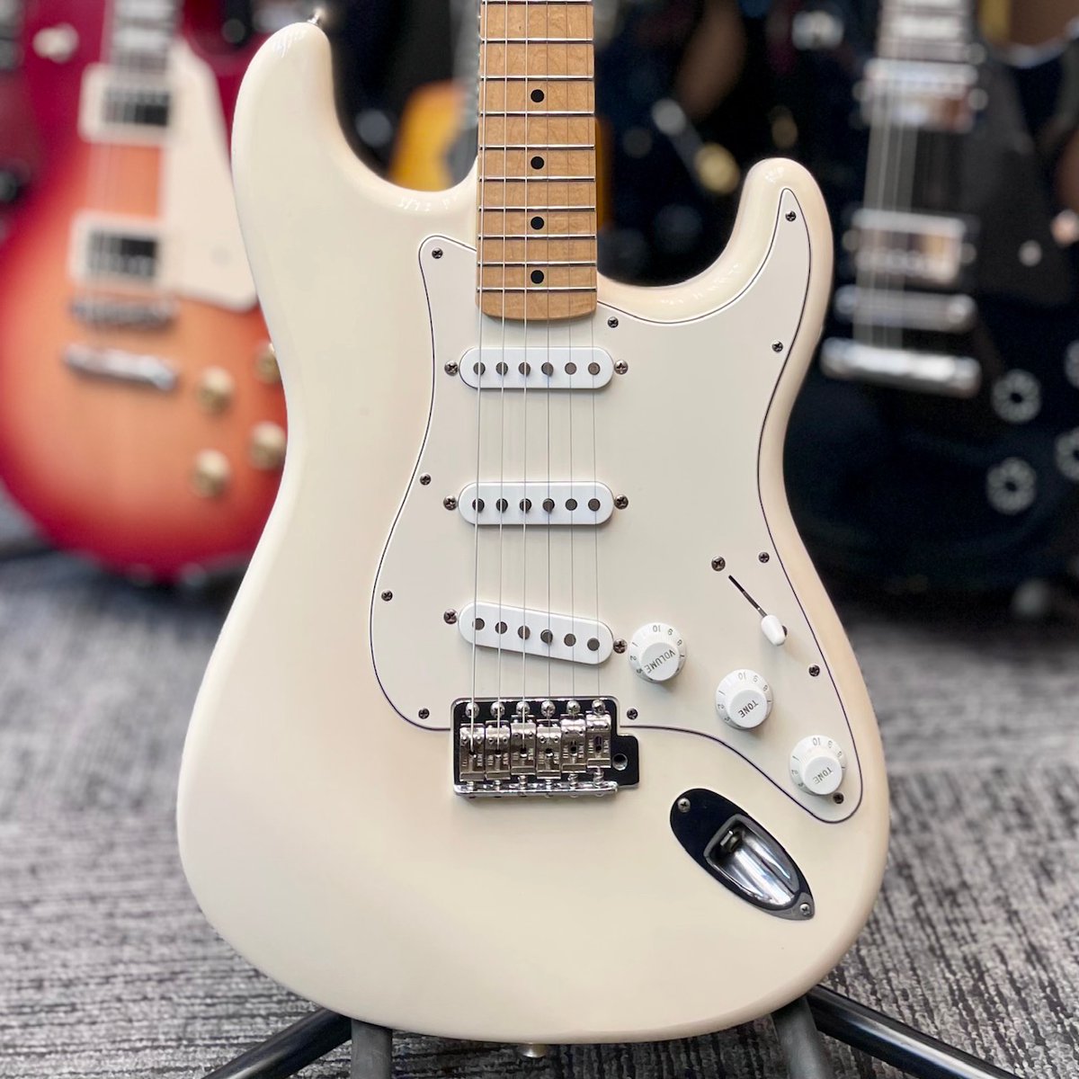 Fender Mexico アッシュボディ ラージヘッド アッシュボディらしい骨太な音色が魅力のFender Mexico Classic Series