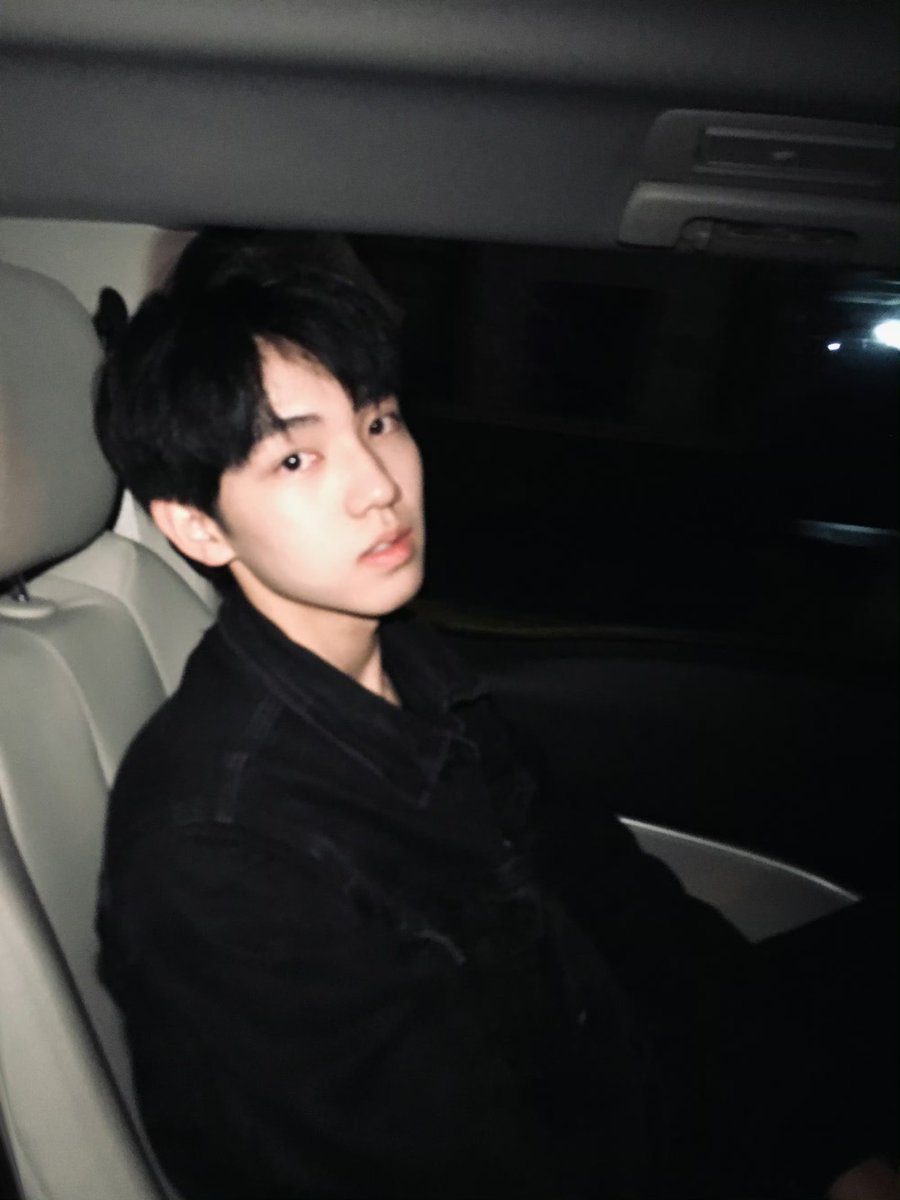 forfzy's tweet photo. 중국에서 온 188 초미남 https://t.co/k8pWw0CHAf