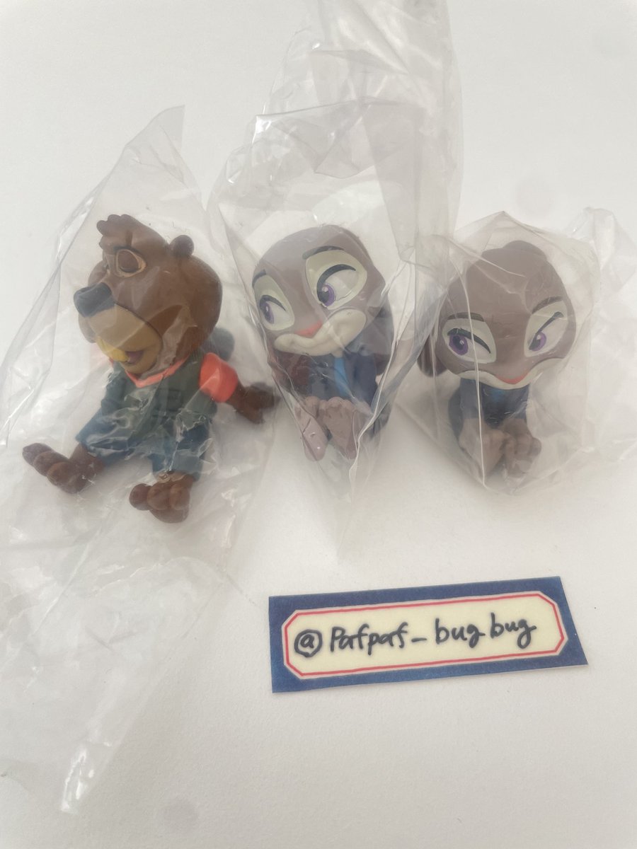 Pafpaf_bugbug's tweet photo. ズートピア2 肩ズンFig. ガチャガチャ 交換　買取

譲…ジュディ×2、ニブルズ

求…ニック＞＞定価＋送料
　　異種ニック肩ズンでも可⭕️

郵送希望。ご不快でなければ、当方複数⇔ニック一体 も可能です。検索からもお気軽にご連絡ください。 https://t.co/pFgbYVtQcE