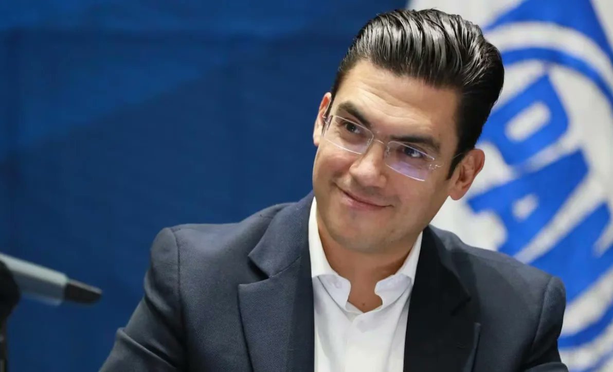 PollsMX_'s tweet image. 🔵📊✅🗳️ El PAN le ganaría a Morena y al Verde en San Luis Potosí en 2027: @AriasCons

➡️ goo.su/Ul78Yf

Uno de los estados que más han dividido la unión entre Morena y el Verde es San Luis Potosí, entidad donde @AccionNacional podría aprovechar y llevarse la victoria