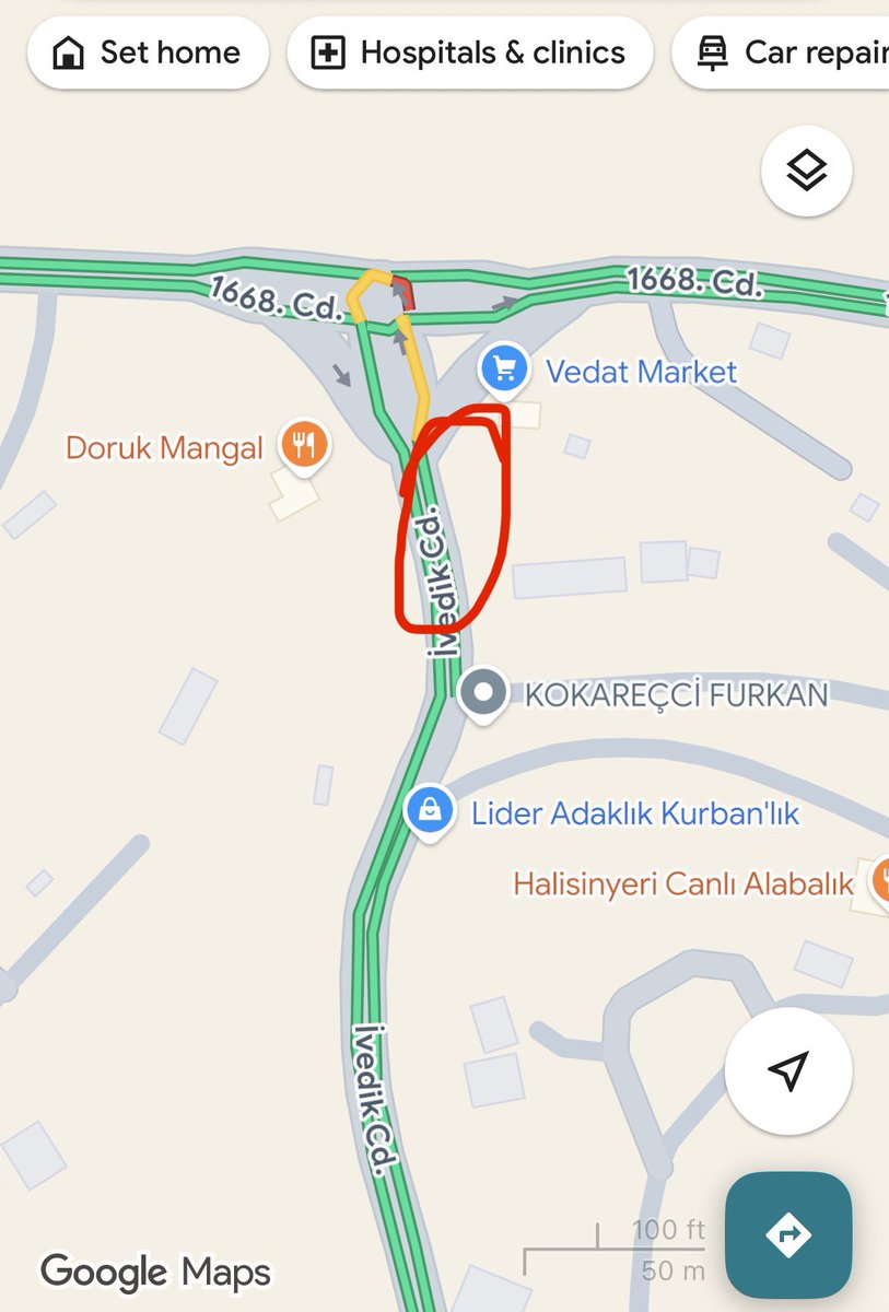 İvedik Caddesi işaretlenen noktada daha önce ASKİ tarafından yapılan altyapı çalışması sonrası atılan asfalt çökmeye başladı. Araçlar işin tehlike oluşturuyor. Bir an önce müdahale edilmesi gerekiyor.
<a href="/mavimasa/">Başkent153</a> <a href="/askiankara/">ASKİ Genel Müdürlüğü</a> <a href="/mansuryavas06/">Mansur Yavaş</a> <a href="/fethiyasar/">Fethi Yaşar</a> <a href="/ankarabbld/">Ankara Büyükşehir</a> <a href="/ankara_cevirme/">Ankara Trafik Radar</a>