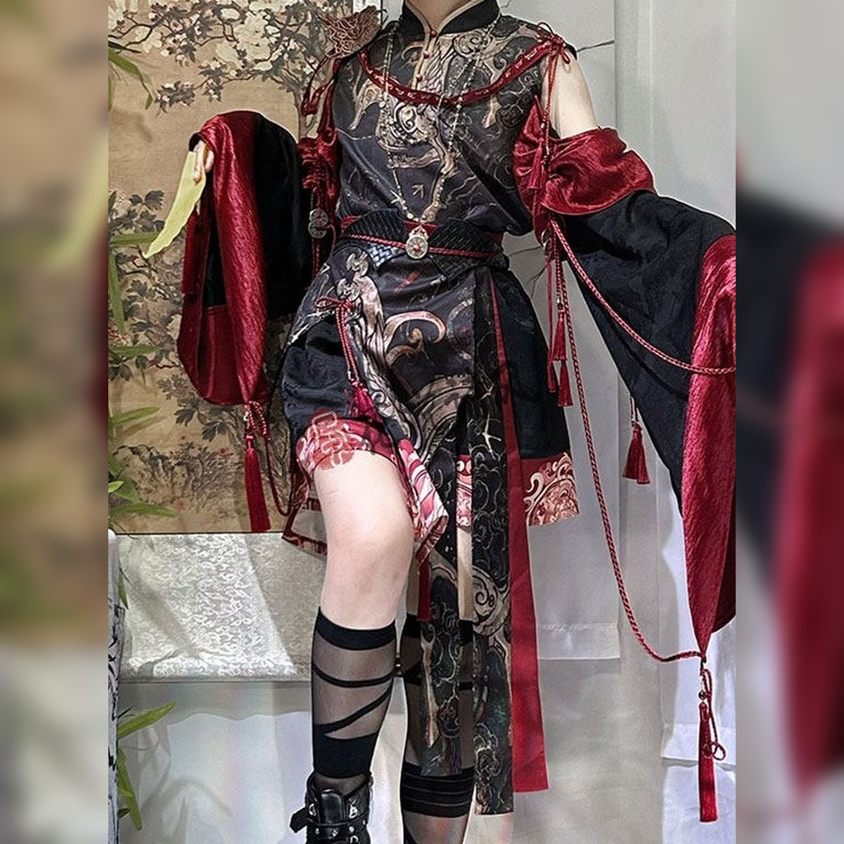 Maidens_Reve's tweet photo. チャイナ風ファンタジー紅竜の姫袖セットアップ♥ https://t.co/F0UXlGLIYT
