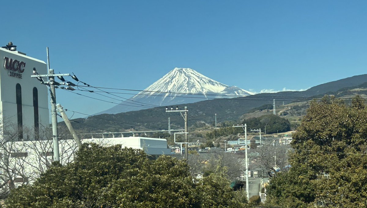 新幹線からの富士山