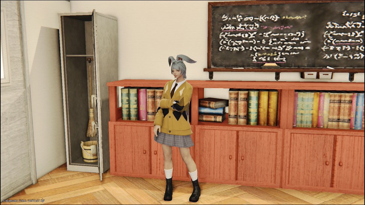 褐色だけでギャルっぽく見える🐰
制服に見えるこの装備貰って良かった！！

#FF14 #ヴィエラ #Studiokogane