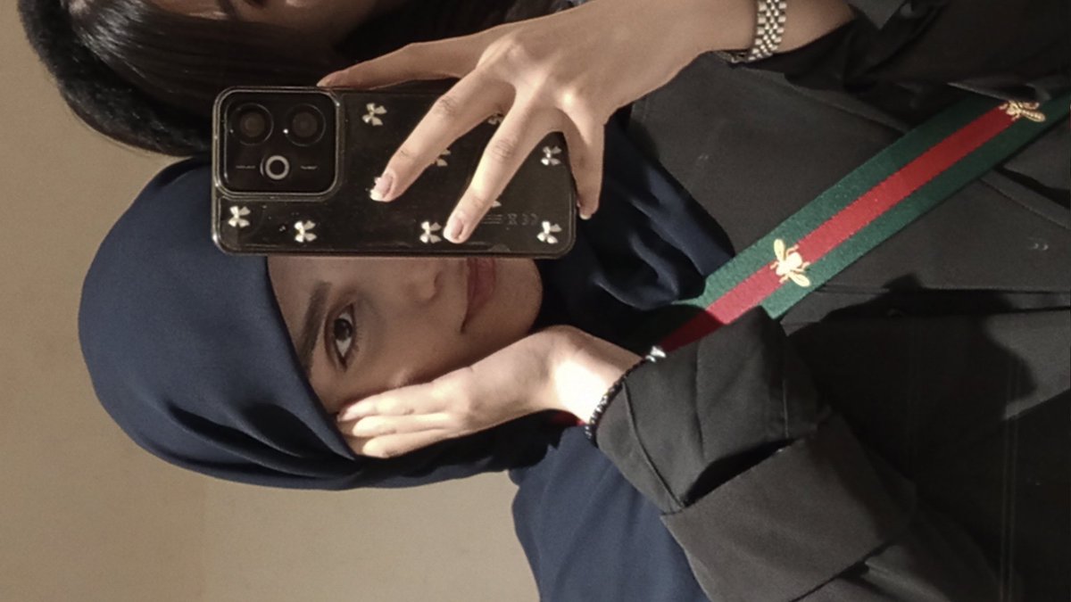 - زی زی🧸 tweet media