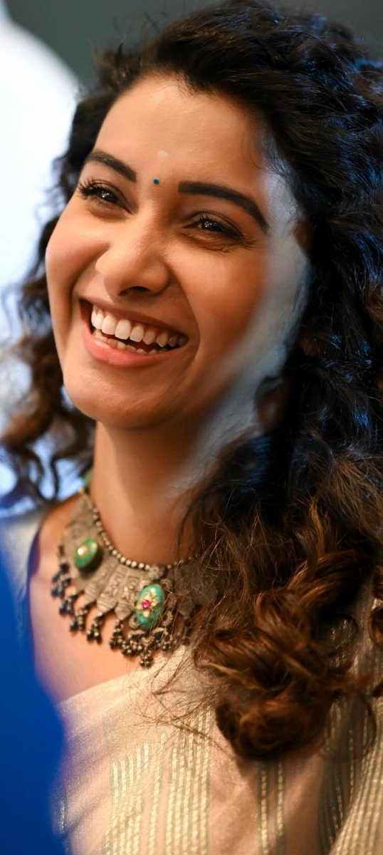 StarletX tweet media