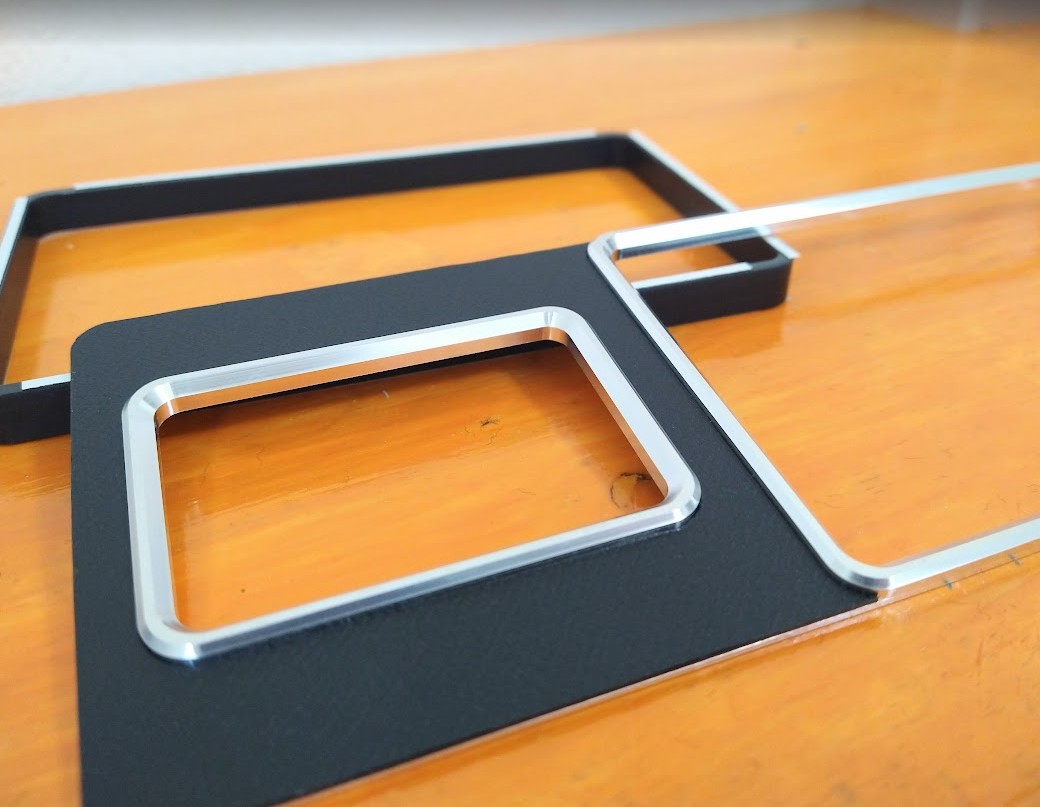 labo_jim's tweet image. JA11の「フタ破損」を敢えて活用するアルミリング。自信作ですが遂に完売…。再生産すべきか本気で迷っています。地味だけど最高な企画だと自負しています。欲しい方はいますか？本音をリプやDMで是非教えてください！🛠️
#JA11 #ジムニー #JimLabo #再販希望