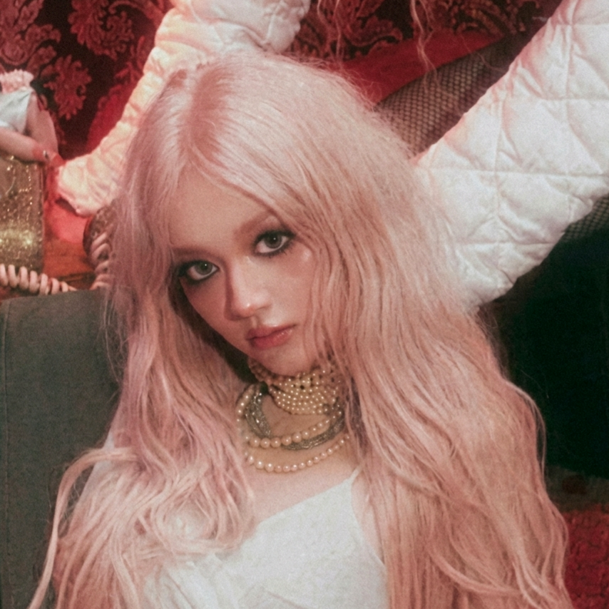 Tweak (Roses are Thorns) (Vinyl ver) (Recolored and Upscaled) #GIRLSET ...
