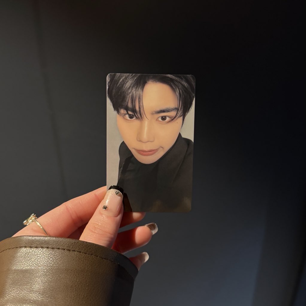 ⠉̮⃝ tweet media