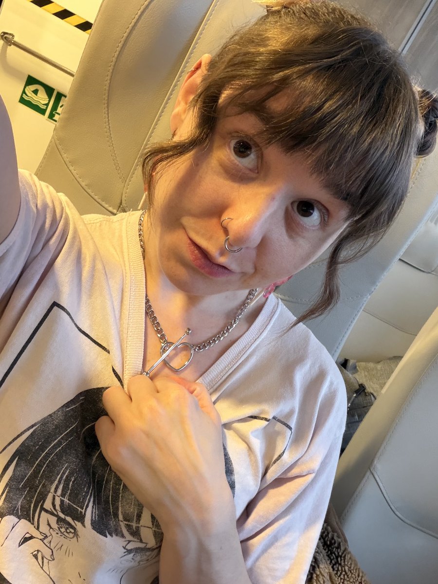 𝙿𝚒𝚡𝚒𝚎𝙺 @BabyPixieKitn - Twitter Profile | TwStalker