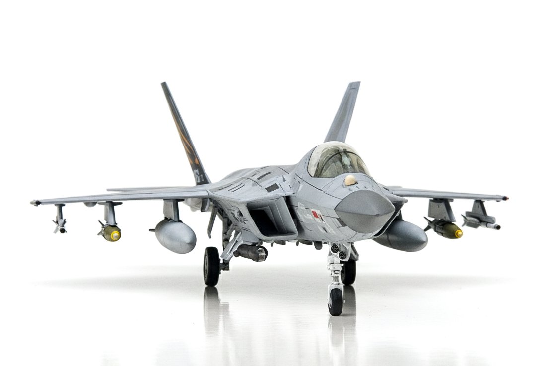 minonarekai's tweet photo. Academy (1/72) KF-21 
"What if" scheme https://t.co/OAp365VUJt