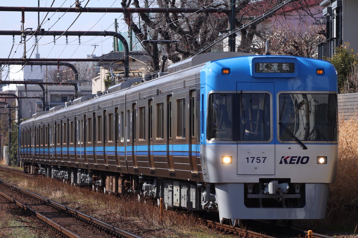 Tenal2089's tweet photo. 2026.2.18
京王井の頭線 1000系 1757F
富士見ヶ丘出場試運転

@ 浜田山〜高井戸

 #いいねした鉄道ファン全員フォローする 
 #京王 https://t.co/fxTTwBTBTc