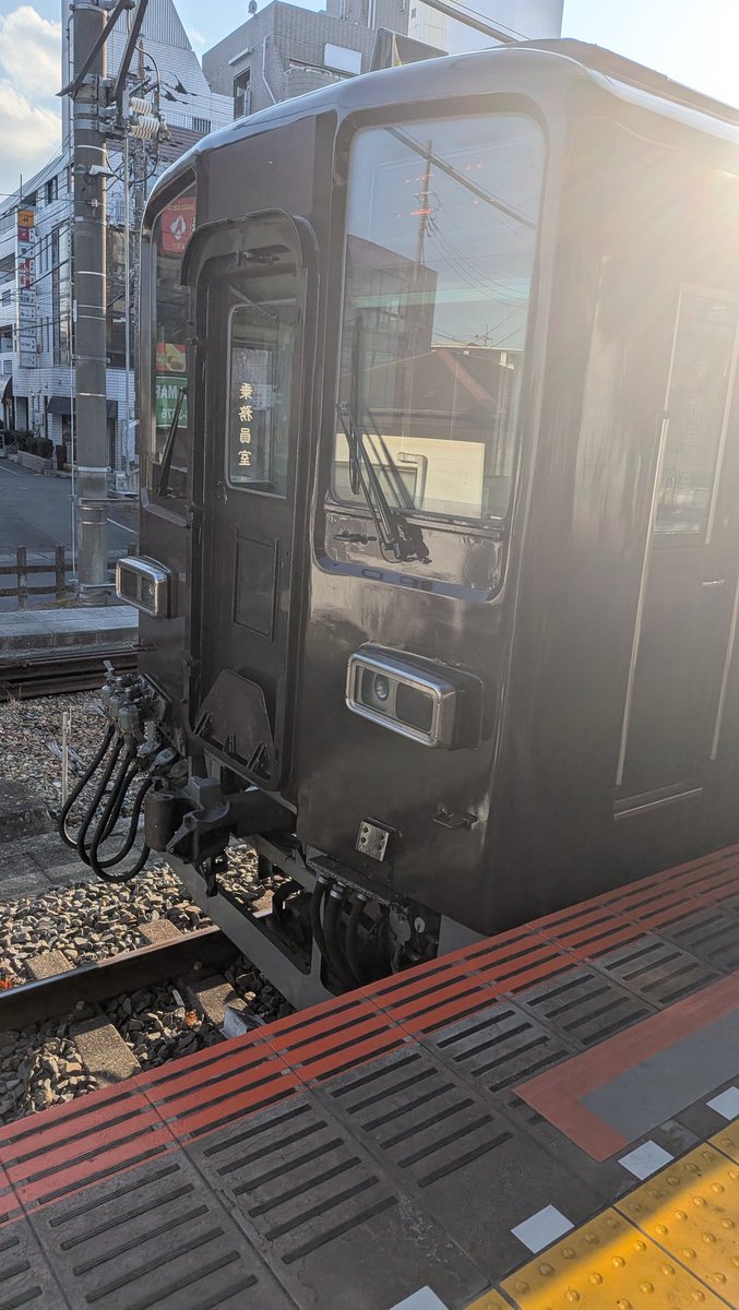 shamoji_tst0328's tweet photo. 坂戸駅からは、#東武越生線 の #81111F で、越生(おごせ)へと向かっています。 https://t.co/VlAaM4ikb9