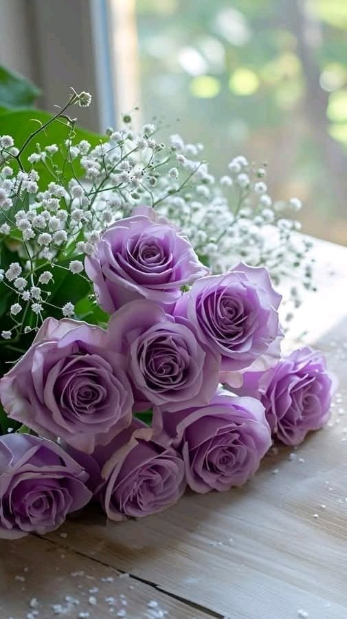 "وَلَسَوْفَ يُعْطِيكَ رَبُّكَ فَتَرْضَىٰ"
ليس الصباح مجرد شروق للشمس، بل هو رسالة متجددة من الله بأنّ الفرص لم تنتهِ، وأنّ الأرزاق قادمة، وأنّ الكسر الذي في قلبك سيجبره من جعل الفجر ينبلج من عتمة الليل.

صباح الخير ♥️