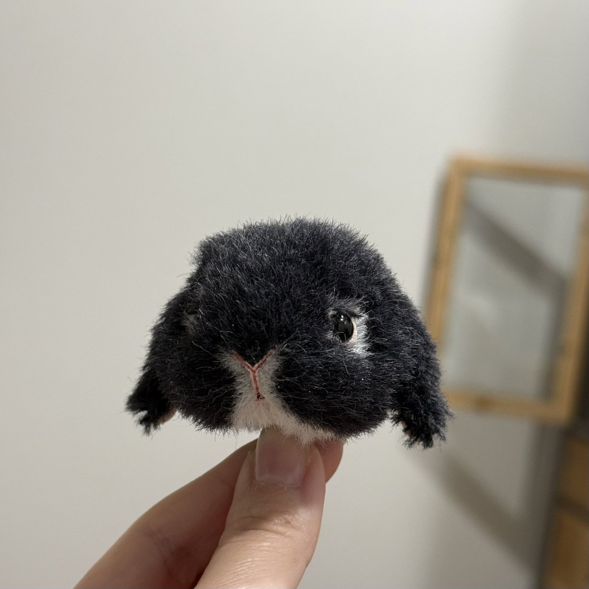 ブラックオターのロップイヤーなうさぎさんのお顔できました