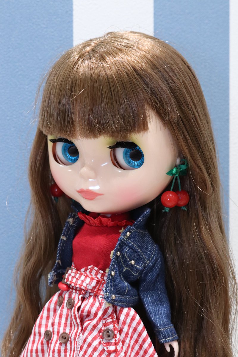 DollyteriaSA's tweet photo. ✨お迎え待ち情報✨
ネオブライス ピクニックアルフレスコが来てくれました!
さくらんぼモチーフがポップで可愛い🍒
小物も充実しているので、いろんなスタイルが楽しめます🎀
店頭にてお待ちしております!🥰
#ドーリーテリア #dollyteria #doll #Blythe #neoblythe #ブライス #ネオブライス https://t.co/Riy0g4lgEW