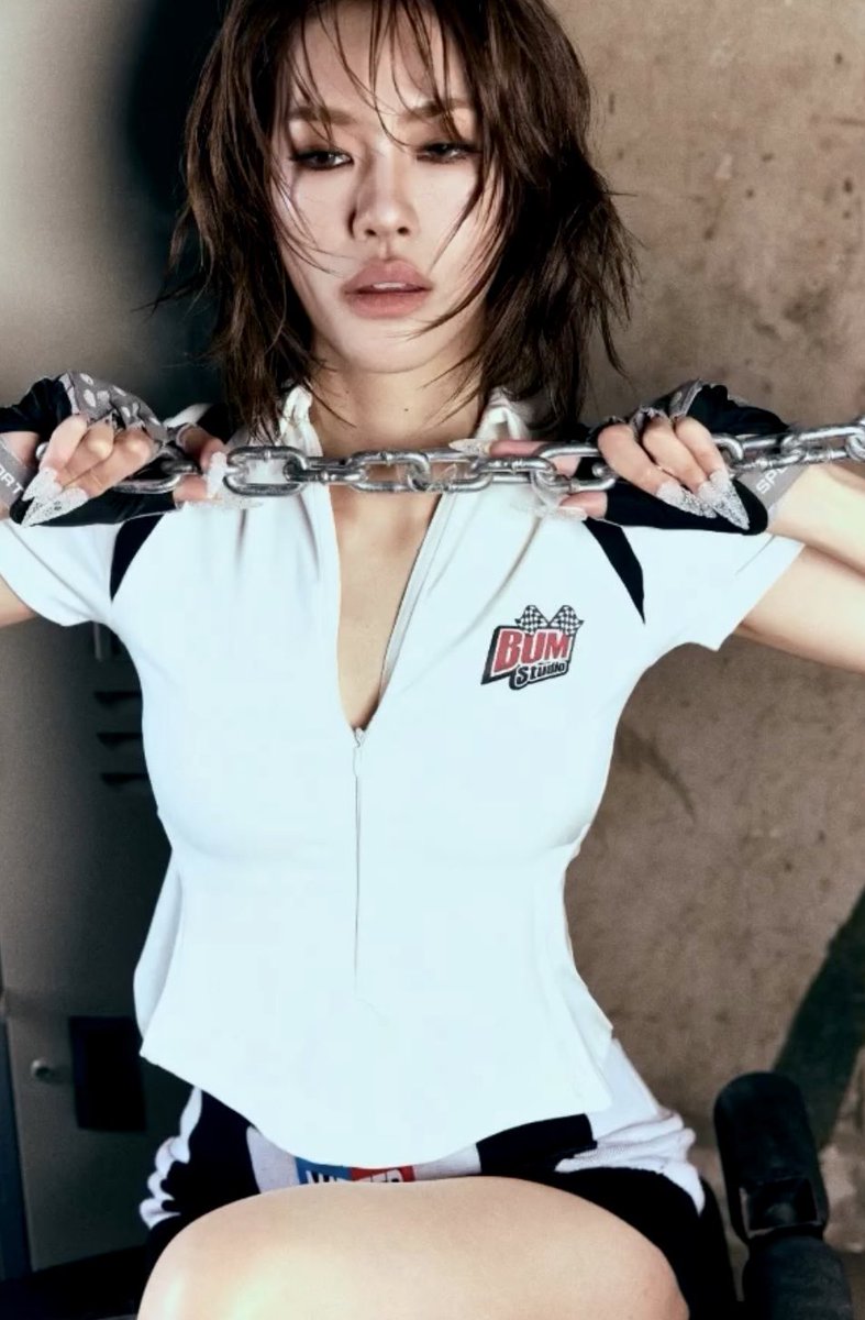 chat what is she promoting here? my death?