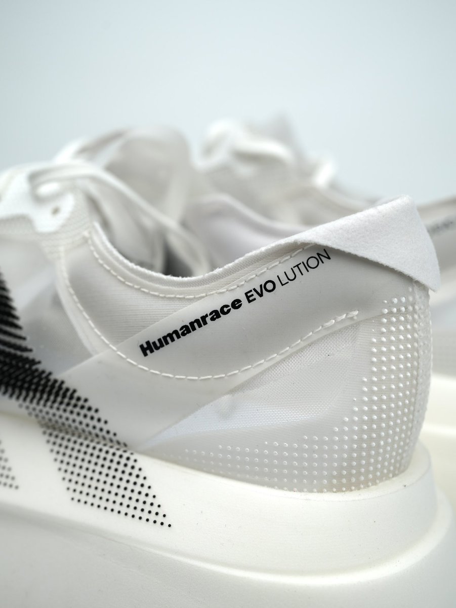 Some shots of the Pharrell x adidas Adizero EVOLUTION Pro🌀