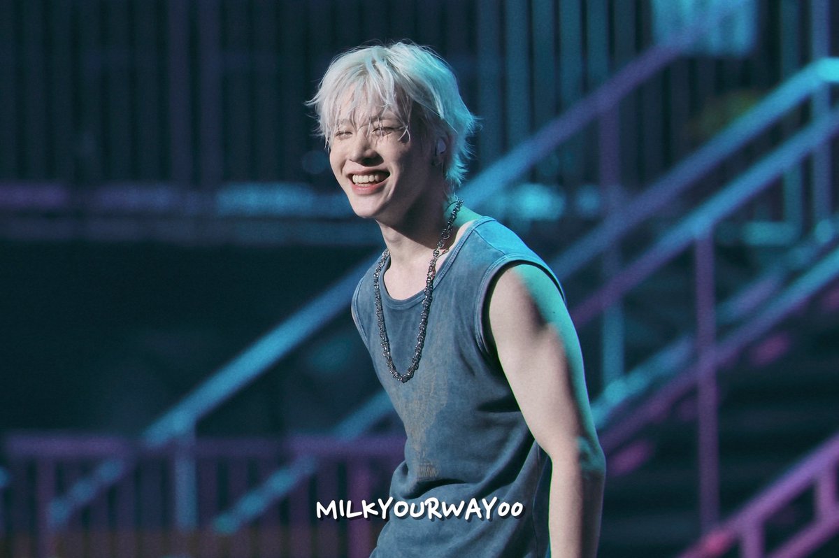 𝟤𝟨𝟢𝟤𝟣𝟪 ♡♡
환이잉 생일 축하해！！！
항상 건강하고 행복하길 바라 ⸝⸝꙳
매일매일 세상에서 제일 행복한 사람이었으면 좋겠어~♡

#TwentyHWANderfulDay
＃ジョンファンとの時間を花束に変えて
#보석집_막내아들_21번째_생일
#소정환 #SOJUNGHWAN #ジョンファン