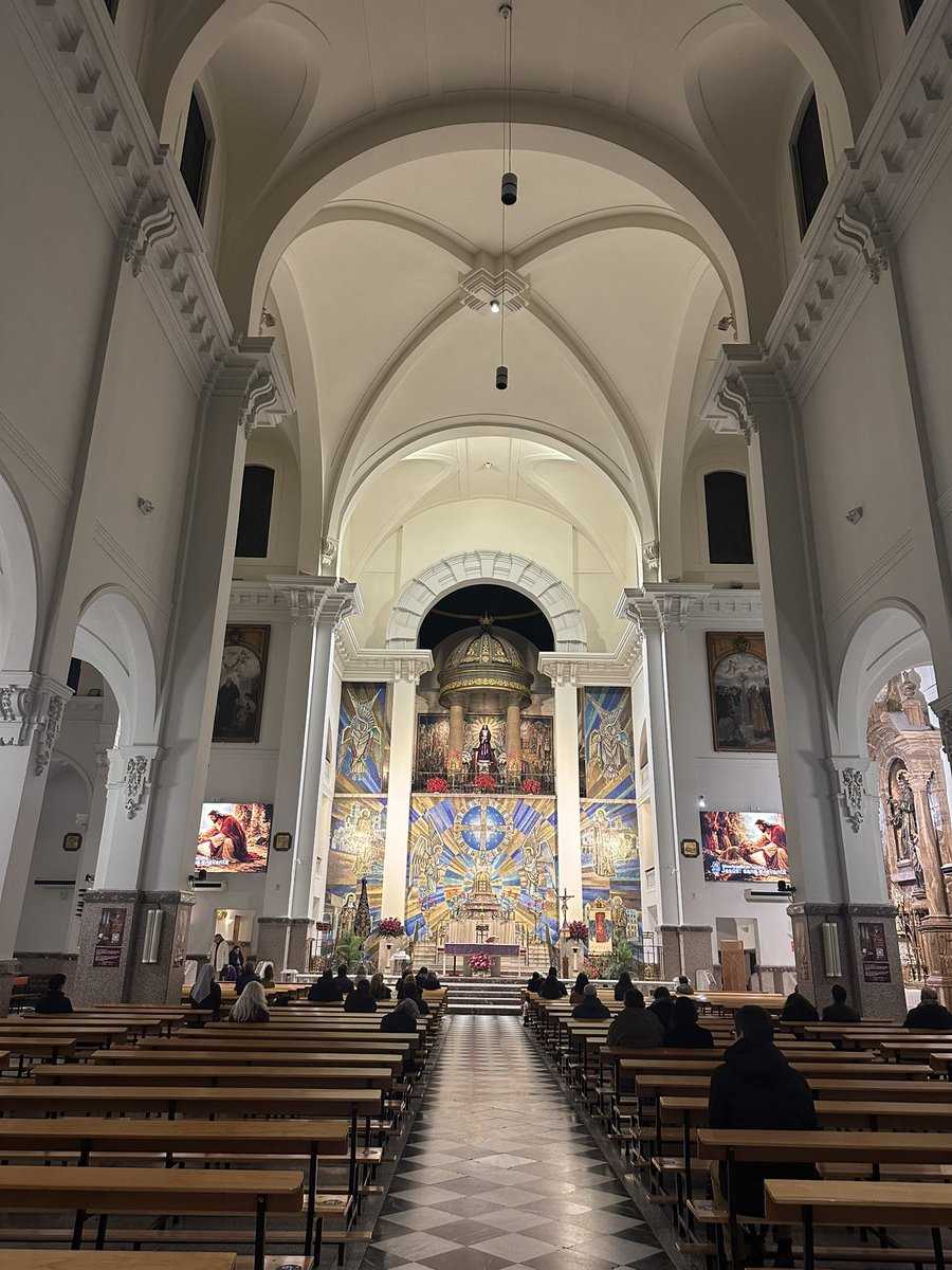 javiernoriegago's tweet photo. Hoy, comienza la
#Cuaresma 
#MiércolesDeCeniza 
#Cristianismo
#Culto 
#Tradiciones
#IglesiaBasílicaJesúsDeMedinaceli
#BarrioDeLasLetras
#Madrid https://t.co/bNvSxTmOAv