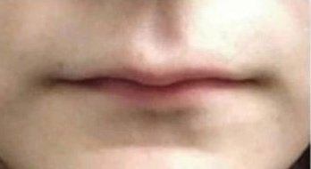 Şeytan size ulaşamadığında böyle dudakları olan bir Yenge yollar