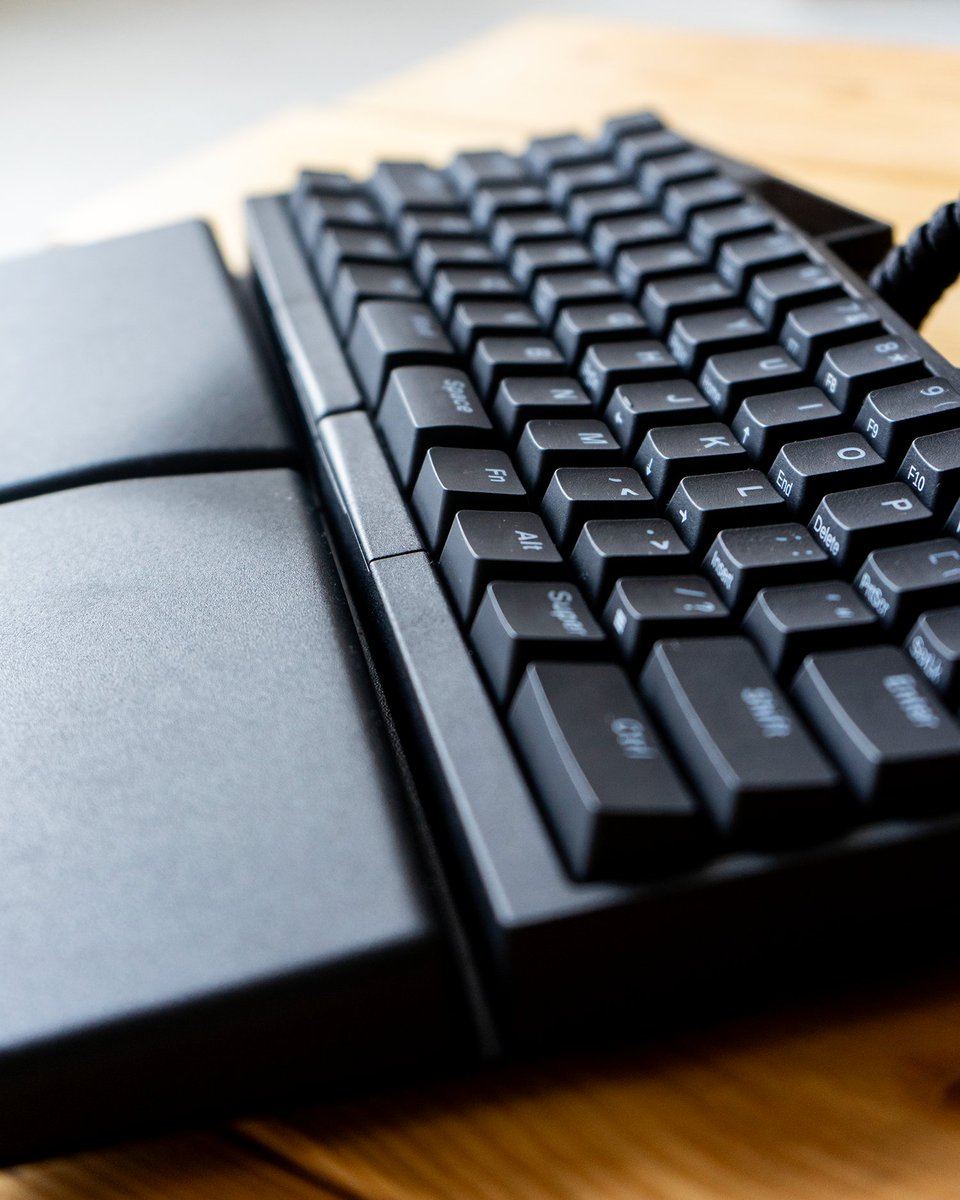 Ult. Hack. Keyboard tweet media