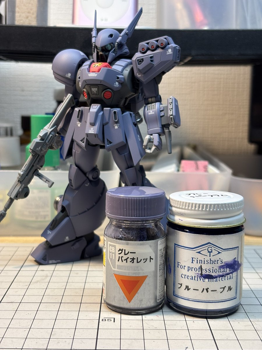 今回の本体色はガイアノーツグレーバイオレットをベースに