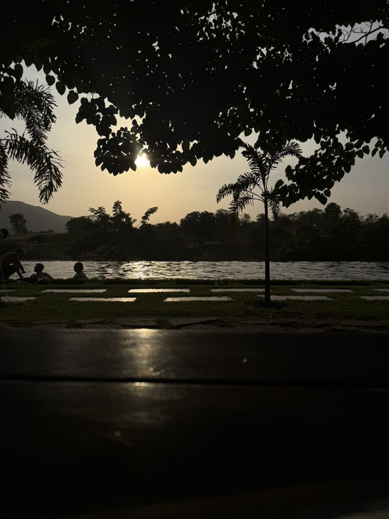 Gm Gm goal getters 

How do you plan on being a better person than you were yesterday?