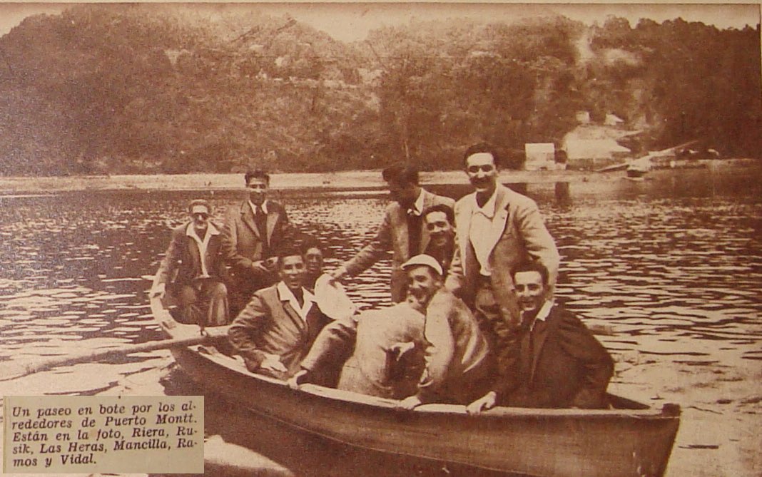 Ricardouch10's tweet photo. @PanchoLasHeras Es del año 1943, se hizo una gira al sur con un equipo combinado: “Combinado Universitario”. Se enfrentaron ante: Liceo de Temuco, Selección de Puerto Montt, Osorno, Valdivia, Victoria, Curacautín, Angol, Los Ángeles, Linares y Coquimbo de Penco.

Adjunto foto donde está su padre https://t.co/vX7KDPOMFU