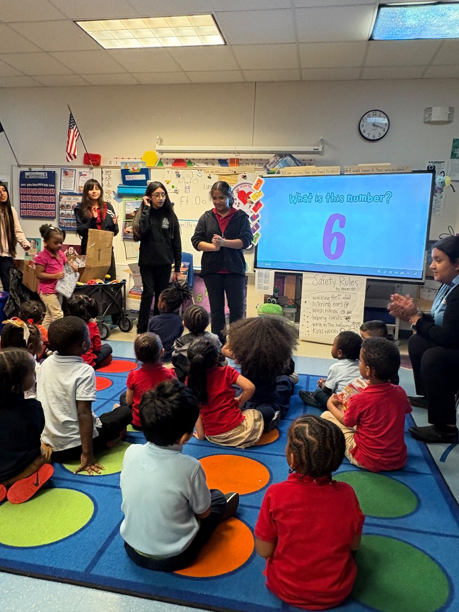 Sam Houston Middle School tweet media