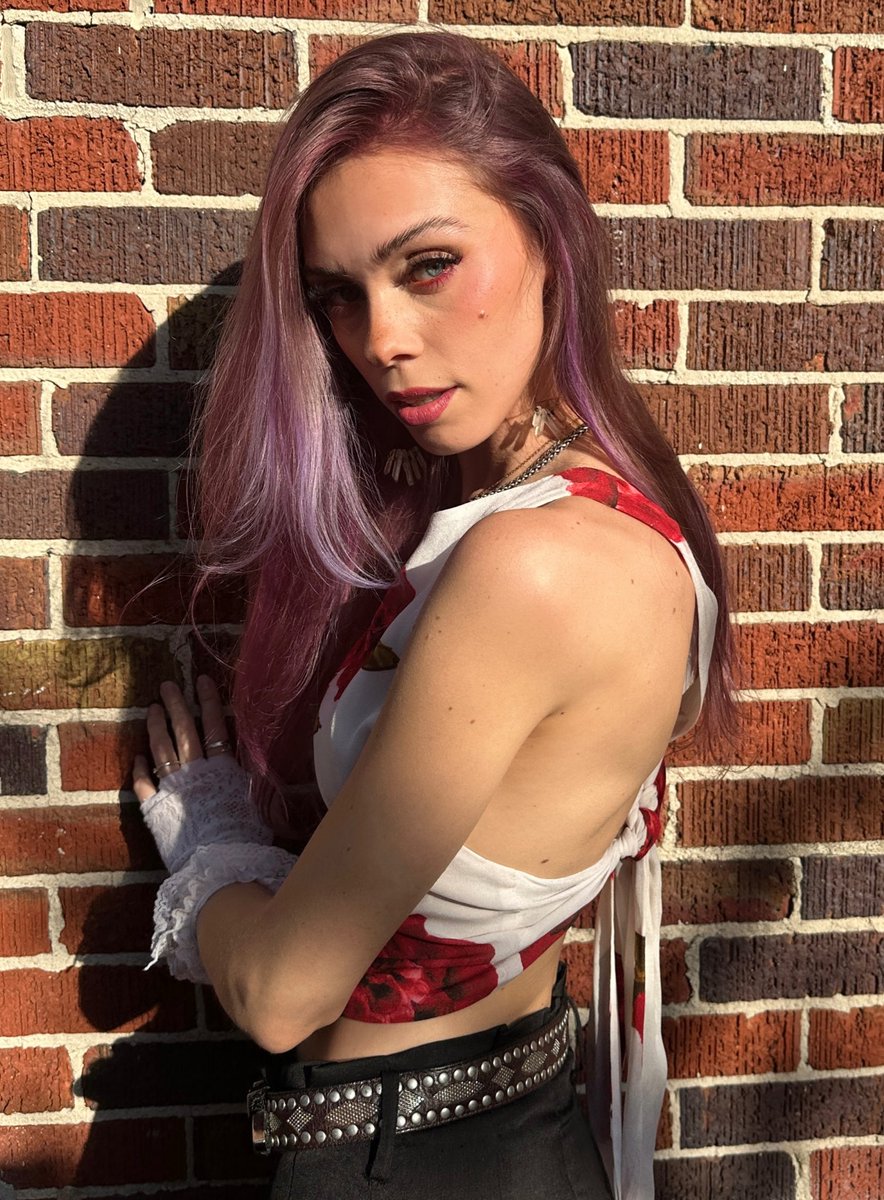 GoddessBluexoxo's tweet photo. u love to do as I say 🥀 https://t.co/jzcJeSgbtF