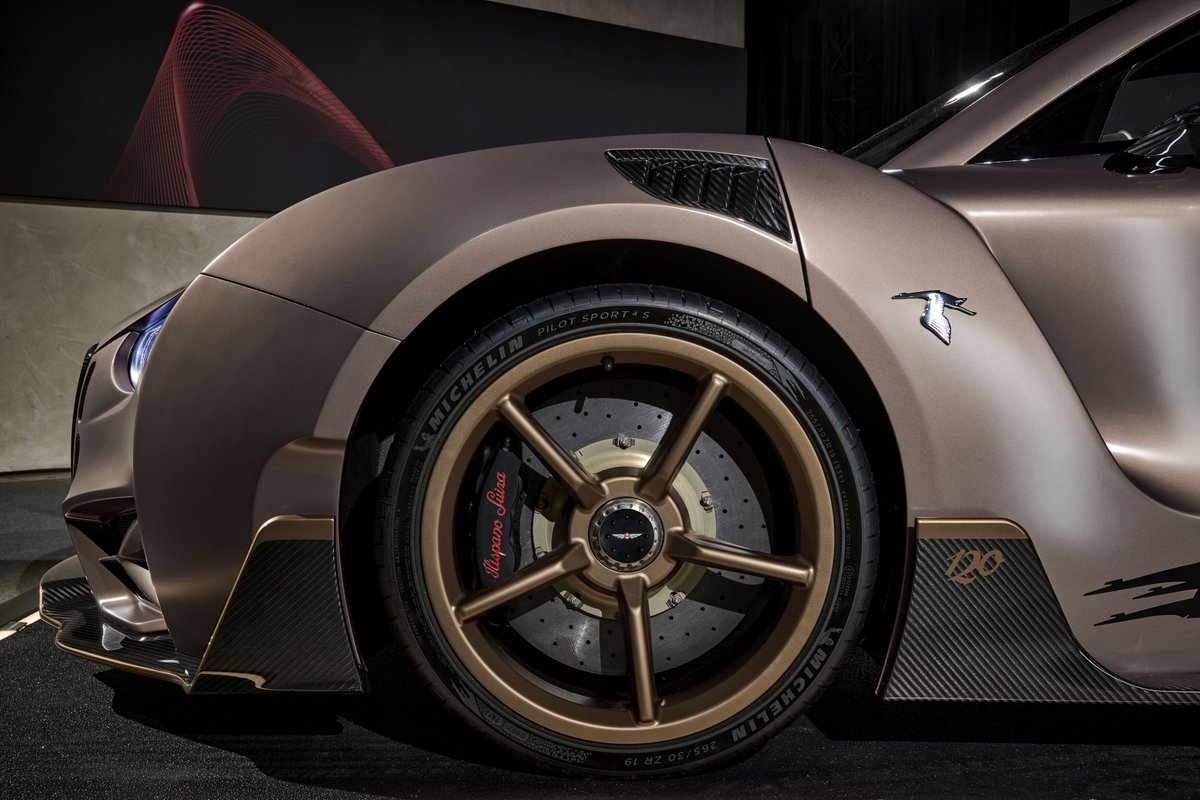 luxurylifestyle's tweet image. Hispano Suiza x Michelin: innovation, exclusivity and tradition come together luxurylifestyle.com/headlines/hisp… #tires #cartires #wheels #rims