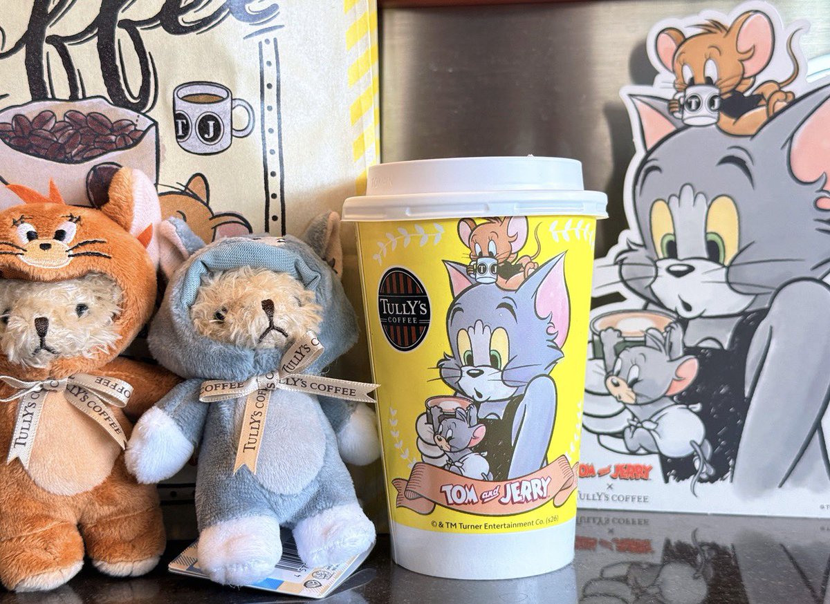 朝一行ってきました🙈💕今年のデザインも可愛いいいいい
念願のトムとジェリーのマグキャップもゲットしました🥳🥳🥳
今日はいい日ですね！⭐️

#TomandJerry #トムとジェリー