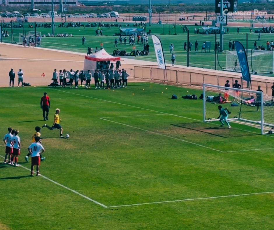 Camera-Pan tweet media