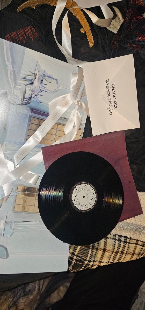 𝔍𝔞𝔪𝔢𝔰 𝔦𝔦𝔦🟩🍏🔪 (@xiiijames) on Twitter photo 