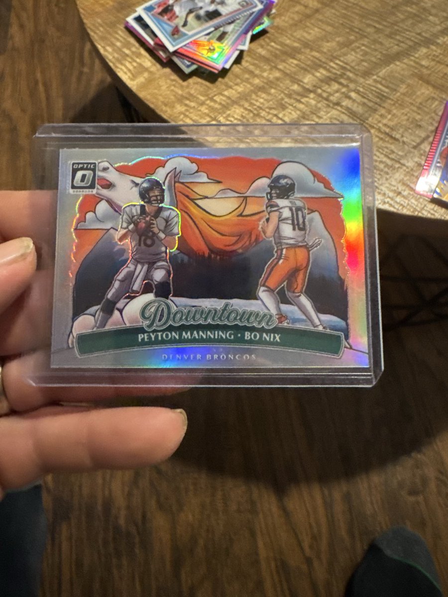 DMccarter_86's tweet photo. @SKYBCards Never have pulled one before but bought 2 blasters from Target Friday night and hit this one https://t.co/Kf5rsOfDFi