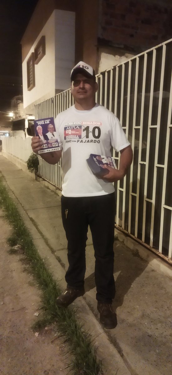 Después  de desafiar el clima en Andalucia, continuamos recorriendo  Tuluá fortaleciendo la campaña de <a href="/JERobledo/">Jorge Enrique Robledo Senado #10 Ahora Colombia</a>  #10 y del Dr Javier Criales a la cámara #101.  Recorrido en los barrios las delicias,calle 26,Laureles I y 2da etapa  y  bosques de Maracaibo.