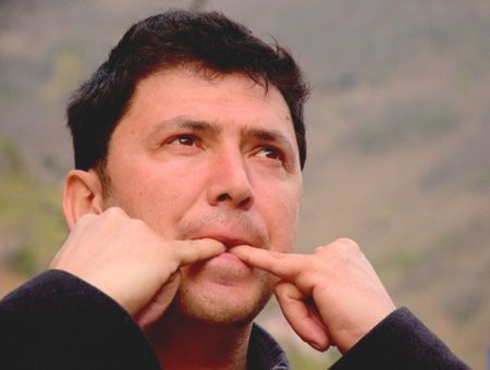 "Entra: Ian Subiabre "