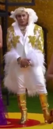 Se me escapó un pollo jajajs 🤣🤣🐤🐤

#ElDivo 
#LCDLF6