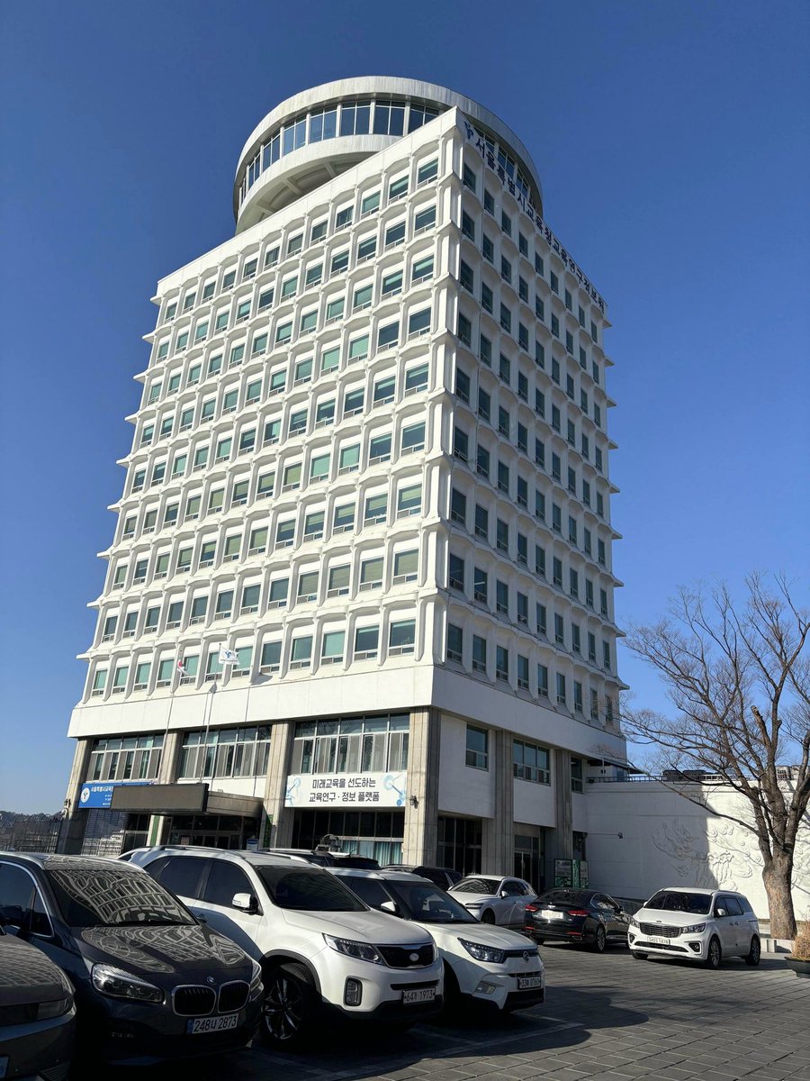 nulpuleunsonamu's tweet image. 남산공원 어린이 회관
2026년 2월