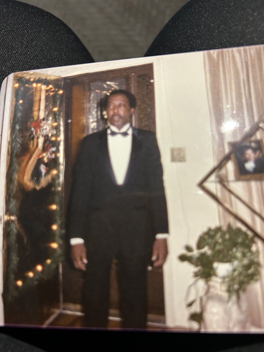 the artist formally known as Byron L. Edwards tweet media
