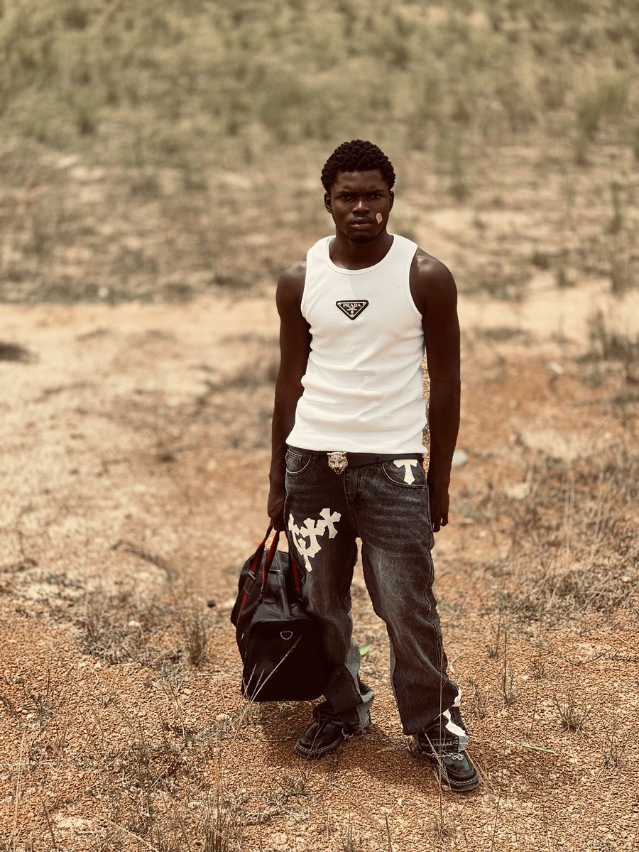 yeezypluto's tweet photo. If I gave you a "free pass' for one specific act with me, what would you choose? #INDvsPAK #RISERCONCERTD2 #PerthTanapon #Prada #LouisVuitton #fashionstyle #khaidxr #newyear #じゃああんたが作ってみろよ #目黒蓮誕生祭2026 #sydney_talker https://t.co/tMKPhctdRF